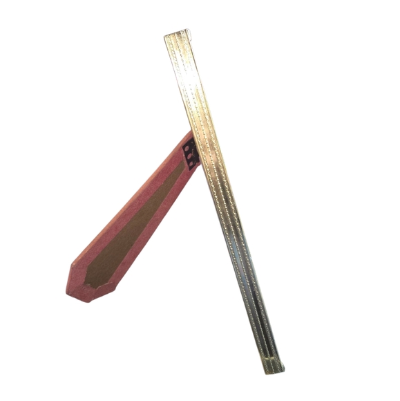 Heirloom VTG Stand or Hang Velvet Backed Brass 8"X10" Photo Frame 10.125"X8.125" - Picture 7 of 11